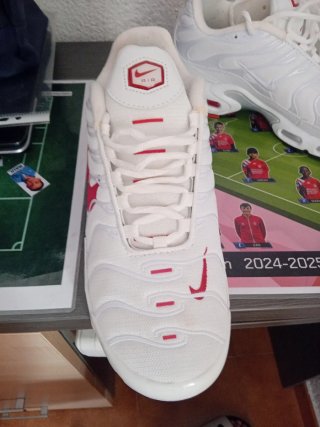 Nike TN Air Max Plus Blancas Rojas