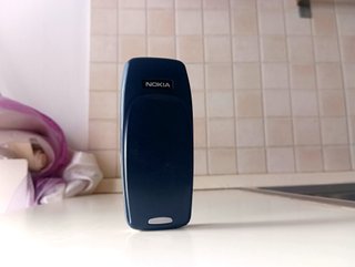Nokia 3310 + Batteria + Caricatore+Scatola+Manuale