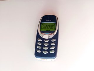 Nokia 3310 + Batteria + Caricatore+Scatola+Manuale