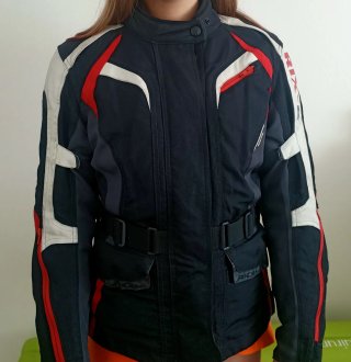 Chaqueta Moto Richa Mujer Negra y Roja