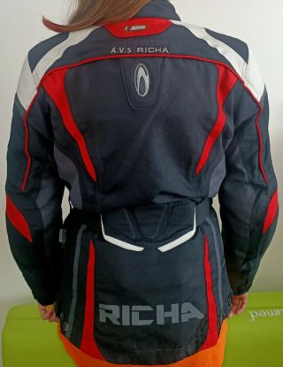 Chaqueta Moto Richa Mujer Negra y Roja