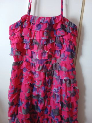Vestido rosa y morado volantes talla L
