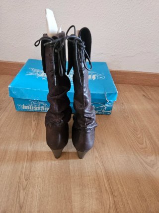 Botas Mustang Marrones Talla 38
