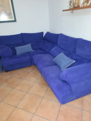 Sofá esquinero azul