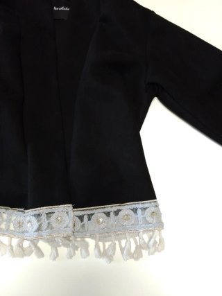 Chaqueta antelina negra con pasamaneria