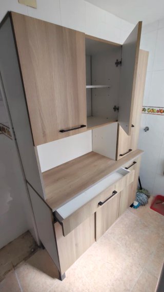 Mueble despensa madera y metal