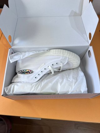 Superga blancas unisex talla 41