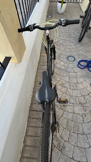Dos bicicletas juveniles 20 y 24 pulgadas