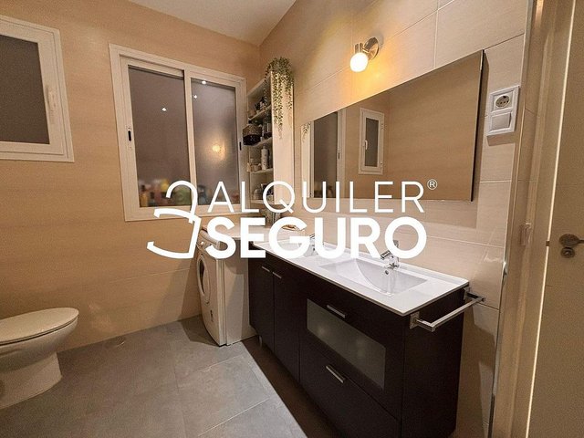 Piso en alquiler en Palos de Moguer en Madrid - Imagen 2