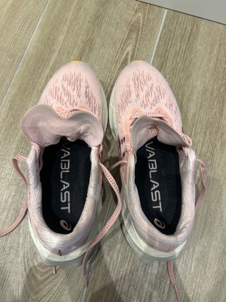 Zapatillas running Asics novablast 3
