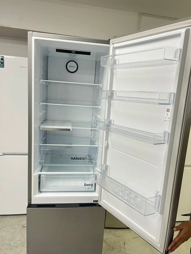 Nevera marca Beko moderna con garantía transporte