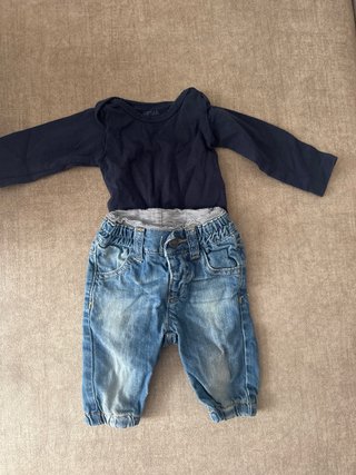Lote 9. Ropa Bebé Niña/Niño