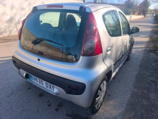 Peugeot 107 2006