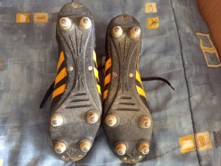 Botas fútbol Adidas Brasil años 70