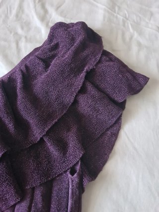 Camiseta Mango granate con brillos talla S