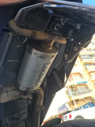 Suzuki GSR 600 Naked Plata Negra