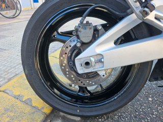 Suzuki GSR 600 Naked Plata Negra