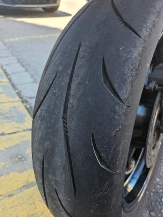 Suzuki GSR 600 Naked Plata Negra