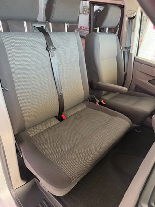 Volkswagen Caravelle 2023