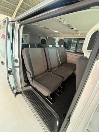 Volkswagen Caravelle 2023
