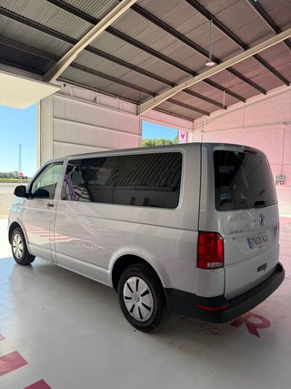 Volkswagen Caravelle 2023