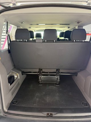 Volkswagen Caravelle 2023