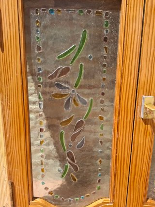 Ventana pino cristal labrado y pintado