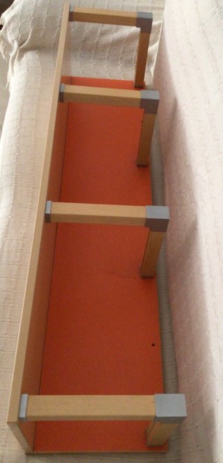 Estantería de pared.