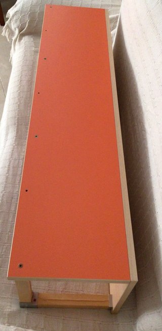 Estantería de pared.