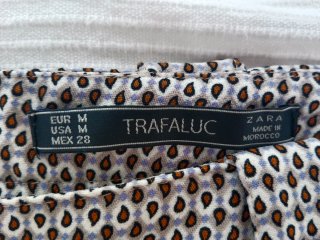 Falda estampada beige y marrón