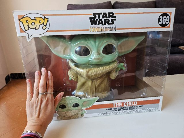 Funko Pop The Child (Grogu) > The Mandalorian 10"