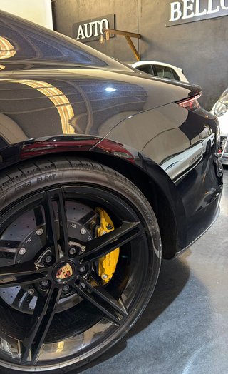Porsche Taycan Turbo 2021