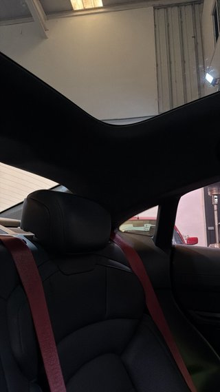 Porsche Taycan Turbo 2021