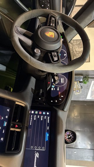 Porsche Taycan Turbo 2021