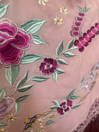 Mantoncillo Flamenco Bordado Flores