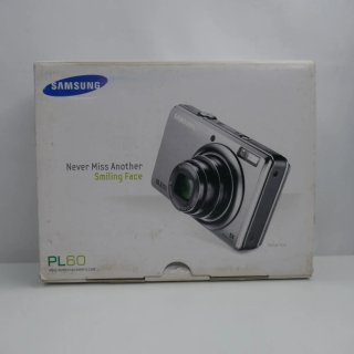 Samsung PL60 Fotocamera Digitale 10.2MP+ Accessori