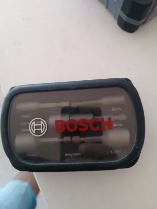 Caja de herramientas Bosch
