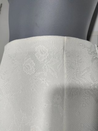 Falda Pull&Bear Blanca Talla S Volante