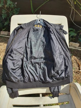 Chaqueta Barbour tipo motorista Negra.