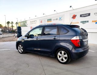 Honda FR-V 2005