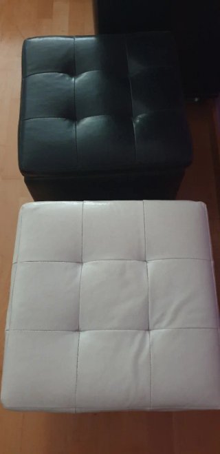Puff baúl blanco acolchado
