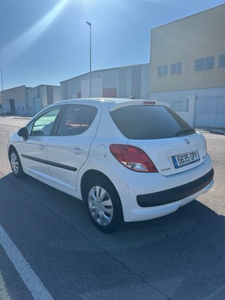Peugeot 207 2009