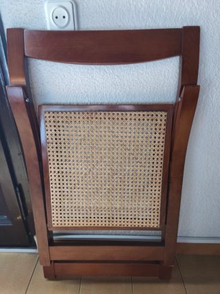 Sillas plegables madera y mimbre