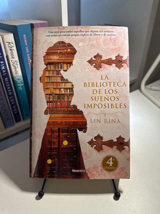 La biblioteca de los sueños imposibles/ The Lib...