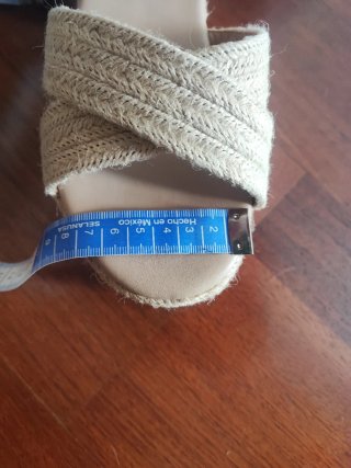 Chanclas cuña esparto beige