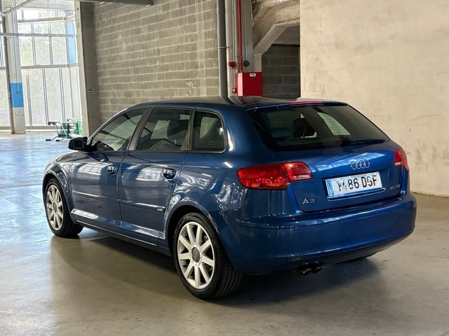 Audi A3 S-LINE + Carplay 2.0 TDI Garantia premium)
