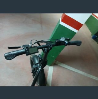 Bicicleta Eléctrica EVERCROSS EK6 Negra