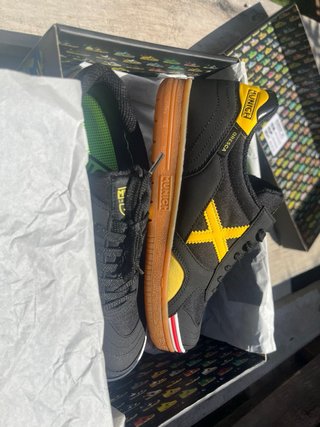 Munich Gresca T41 Negro/Amarillo