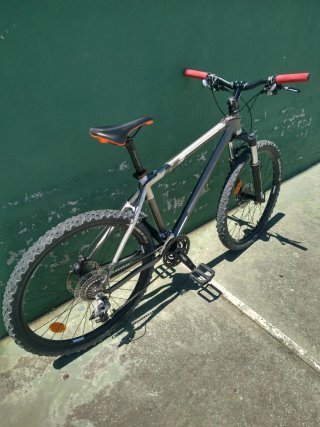 Bicicleta Rockrider 8.1