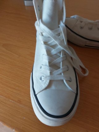 Zapatillas lona estilo Converse de caña alta